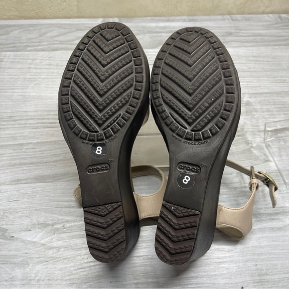 CROCS Leigh Beige Canvas Leather Ankle Strap Wedge Comfort Sandals Womens size 8 - Picture 8 of 14